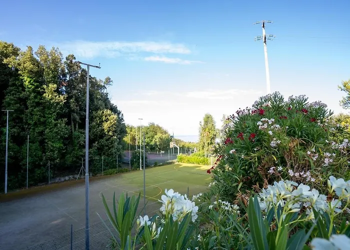 Appartamento in Residence con Piscina e Baia Privata